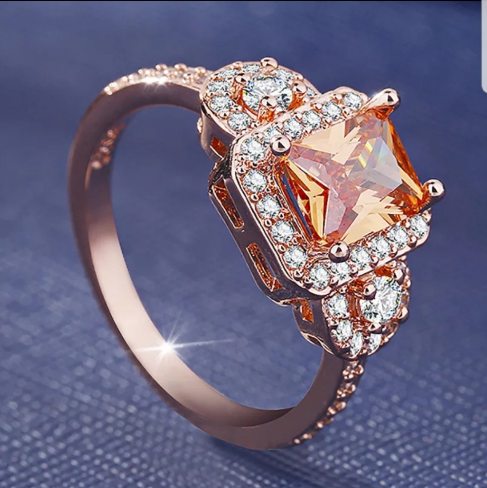 New rose gold color princess wedding ring set💍 - Picture 3 of 7